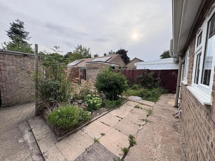 8 Roman Drive, Stibbington, Peterborough PE8 6LL