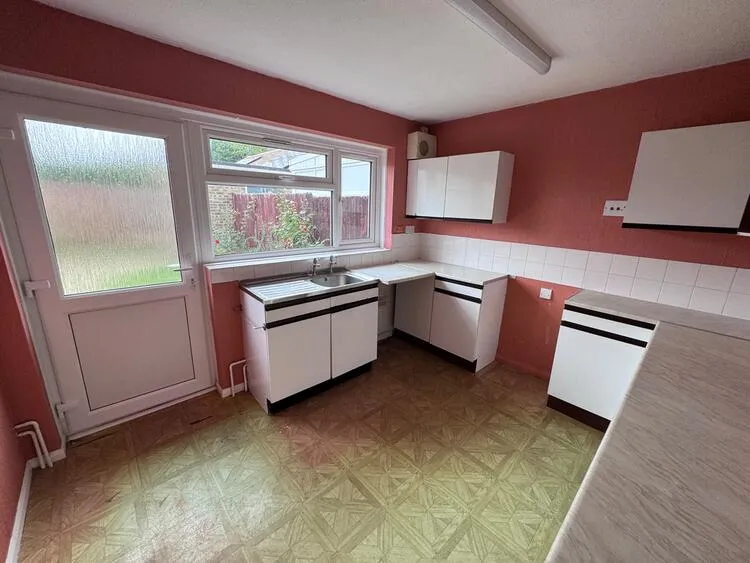 8 Roman Drive, Stibbington, Peterborough PE8 6LL