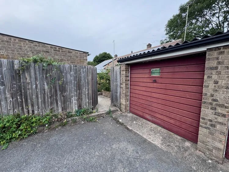 8 Roman Drive, Stibbington, Peterborough PE8 6LL