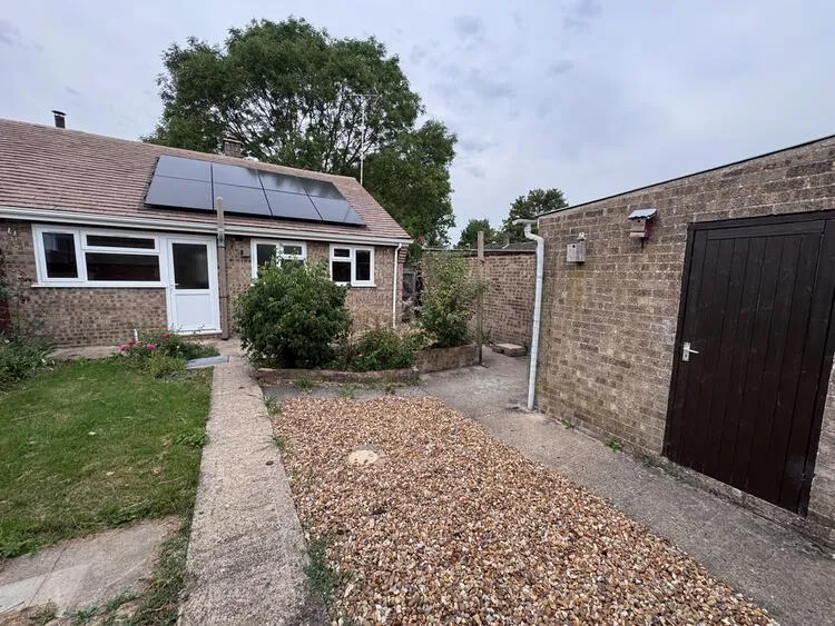 8 Roman Drive, Stibbington, Peterborough PE8 6LL