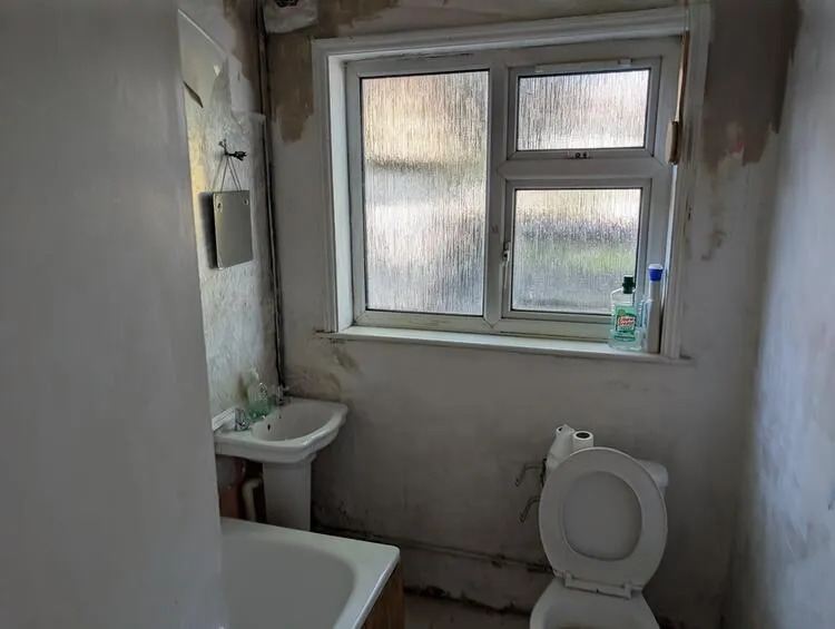 131 Longford Road, Bognor Regis PO21 1AE