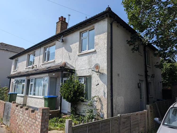 131 Longford Road, Bognor Regis PO21 1AE