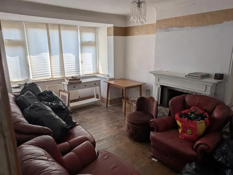 131 Longford Road, Bognor Regis PO21 1AE