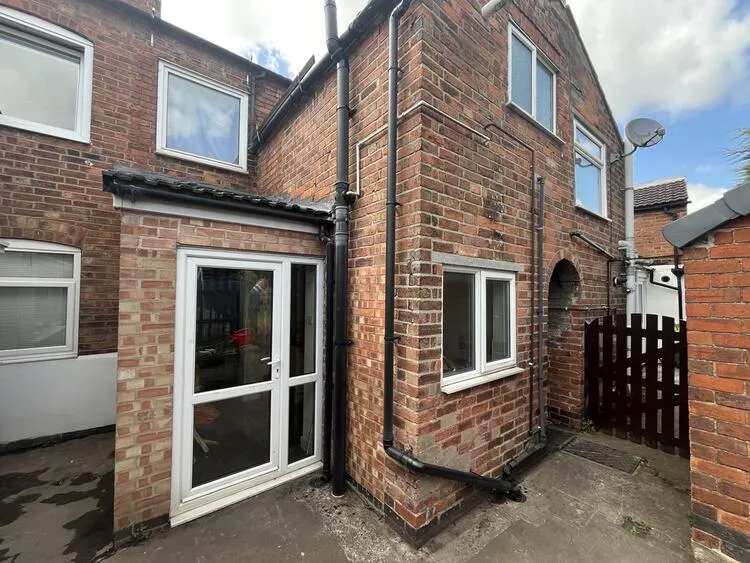 88 Spring Terrace Road, Burton-On-Trent, Staffordshire DE15 9DU
