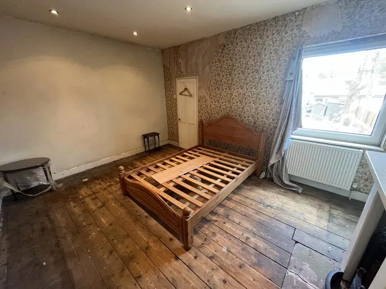 88 Spring Terrace Road, Burton-On-Trent, Staffordshire DE15 9DU