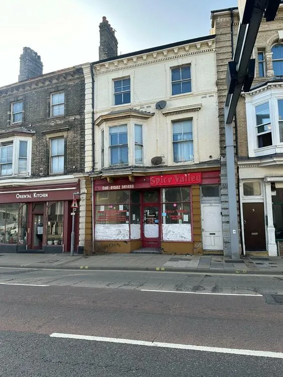 6, 6A and 6B Pier Terrace, Lowestoft, Suffolk NR33 0AB