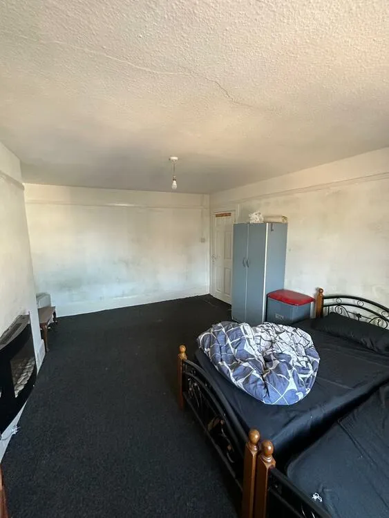6, 6A and 6B Pier Terrace, Lowestoft, Suffolk NR33 0AB