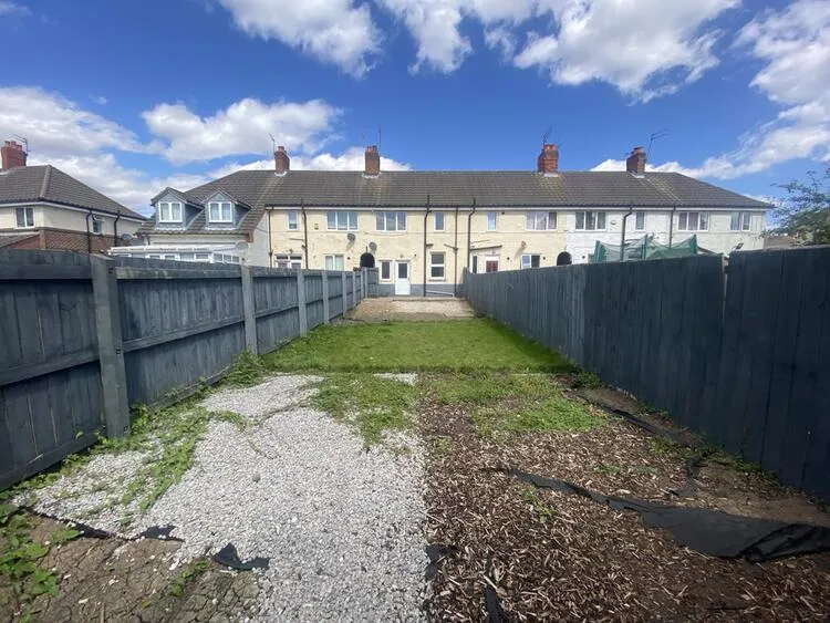 38 33rd Avenue, Hull HU6 8BY