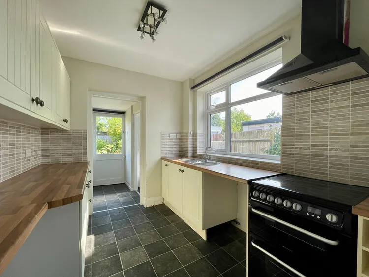 16 Shelton Road, Shrewsbury, Shropshire SY3 8SS