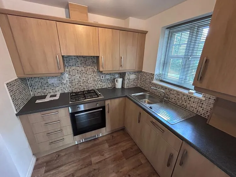 8 Redwood Close, Nottingham NG8 4JL