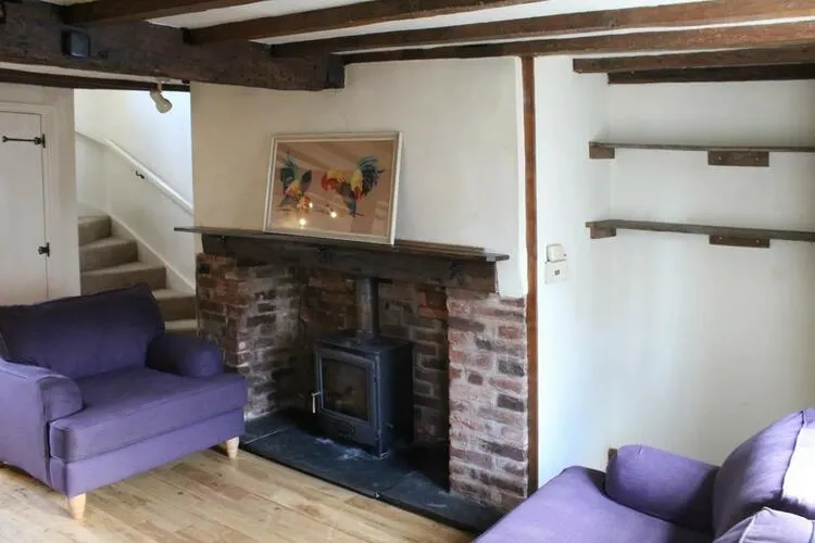 7 Cross Street, Tenbury Wells, Worcestershire WR15 8EF