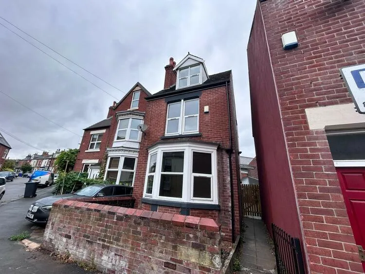 5 Parkfield Place, Sheffield S2 4TH