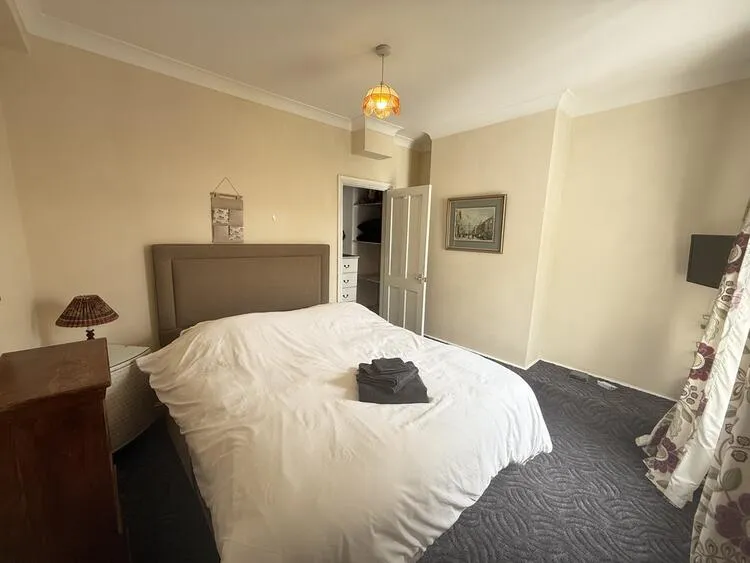 Unit 1, 2, 3 and Peak House at 77 Appleton Gate, Newark NG24 1LP