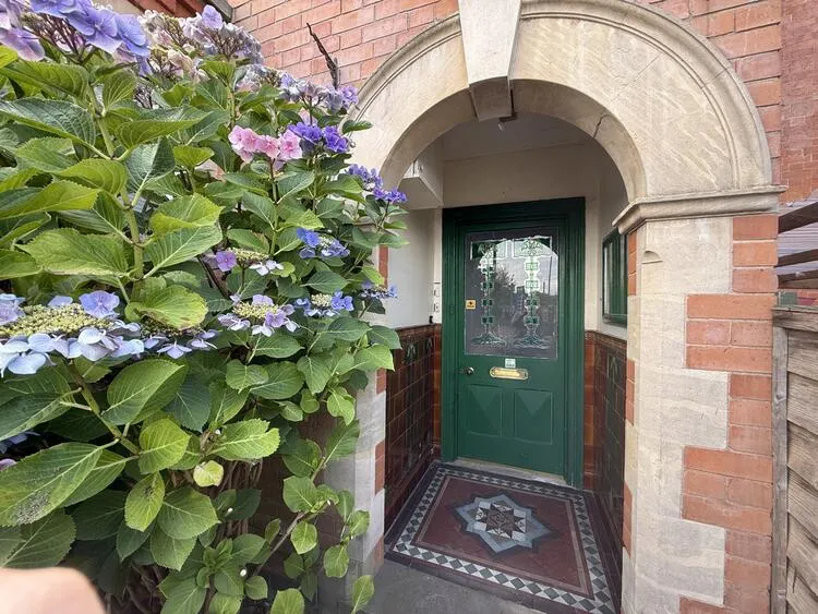 Unit 1, 2, 3 and Peak House at 77 Appleton Gate, Newark NG24 1LP
