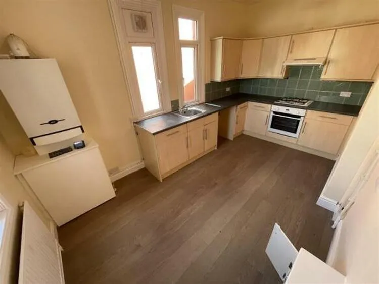 11 Woodland Road West, Colwyn Bay LL29 7DH