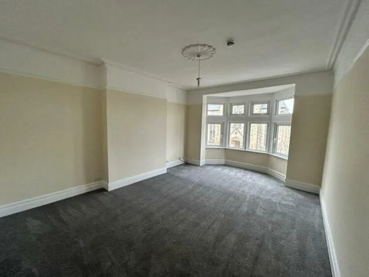 11 Woodland Road West, Colwyn Bay LL29 7DH