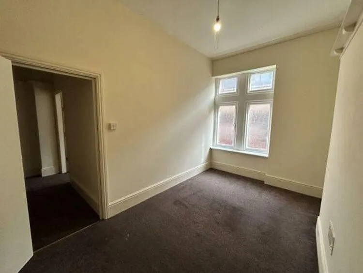11 Woodland Road West, Colwyn Bay LL29 7DH