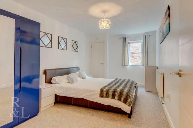 Flat 2 The Swans, 90 Radcliffe Road, West Bridgford NG2 5HH