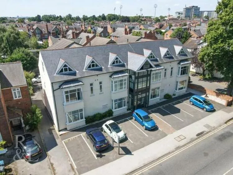 Flat 2 The Swans, 90 Radcliffe Road, West Bridgford NG2 5HH