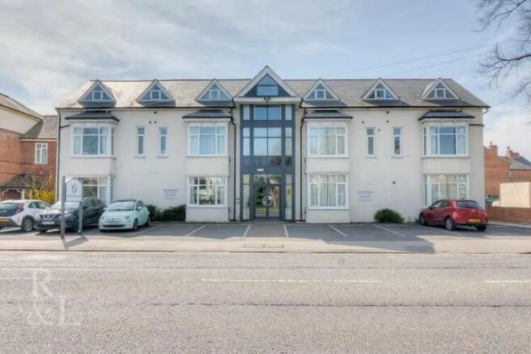 Flat 2 The Swans, 90 Radcliffe Road, West Bridgford NG2 5HH