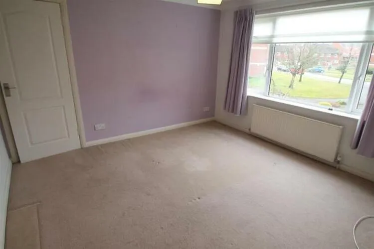 38 Pike Close, Stafford ST16 3QJ