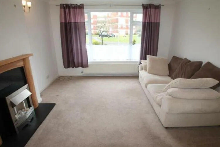 38 Pike Close, Stafford ST16 3QJ