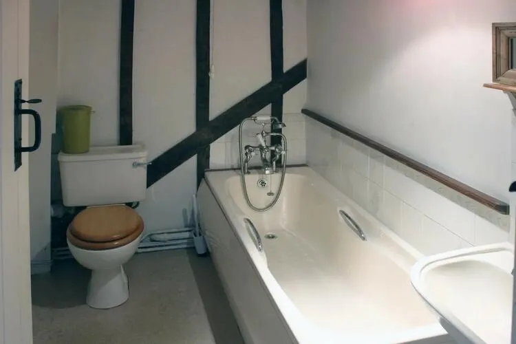 7 Cross Street, Tenbury Wells, Worcestershire WR15 8EF