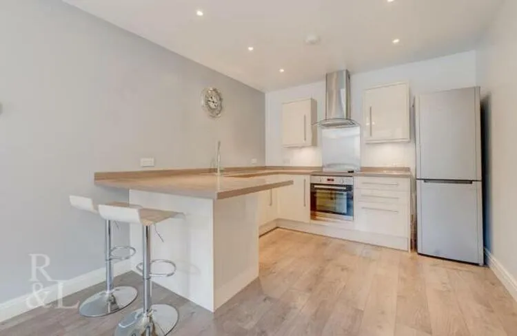 Flat 2 The Swans, 90 Radcliffe Road, West Bridgford NG2 5HH