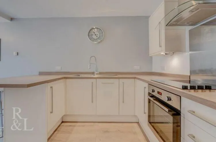 Flat 2 The Swans, 90 Radcliffe Road, West Bridgford NG2 5HH