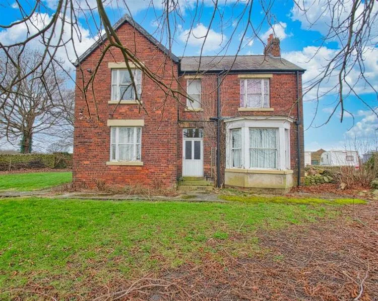 Dunston Farm, Dunston Road, Chesterfield S41 9RL