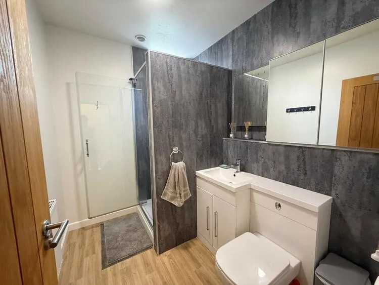 1A & 1B Radford Grove Lane, Nottingham NG7 5QB