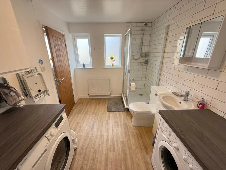 1A & 1B Radford Grove Lane, Nottingham NG7 5QB