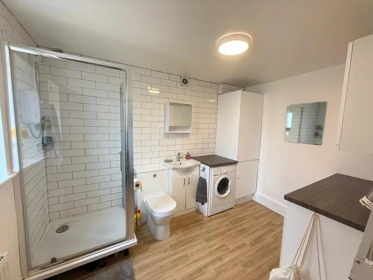 1A & 1B Radford Grove Lane, Nottingham NG7 5QB