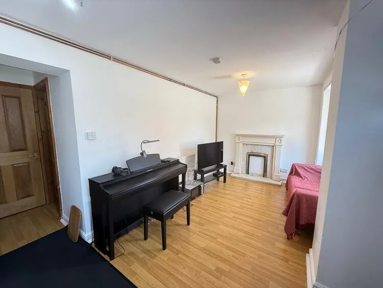 1A & 1B Radford Grove Lane, Nottingham NG7 5QB