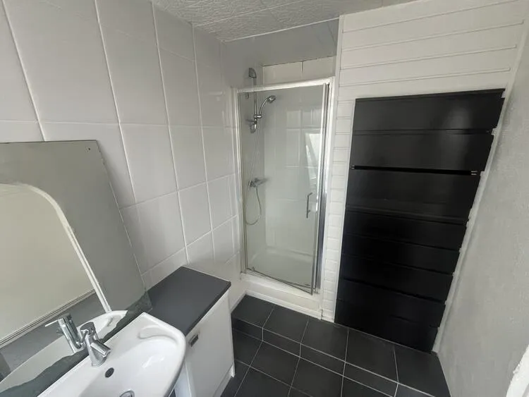 142A Beaumanor Road, Leicester, Leicestershire LE4 5QB