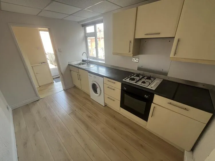 142A Beaumanor Road, Leicester, Leicestershire LE4 5QB