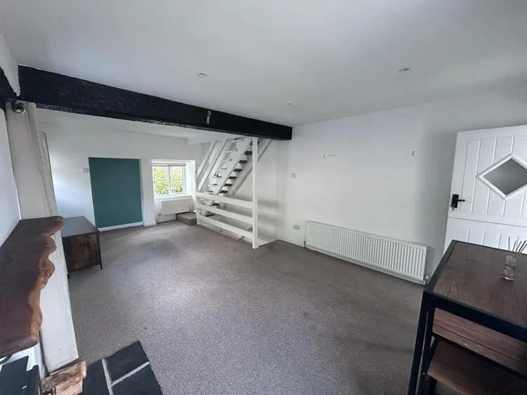 33 Town Street, Marple Bridge, Stockport SK6 5AA