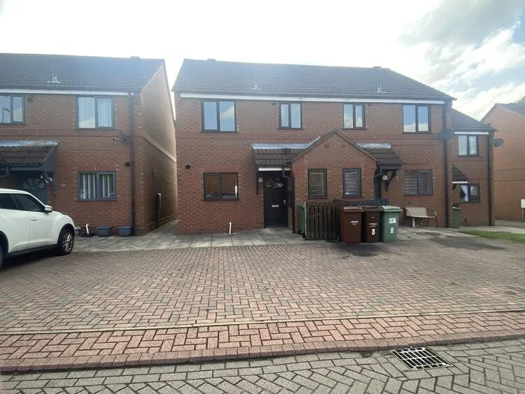 10 St. James Park, Wakefield WF1 4EU