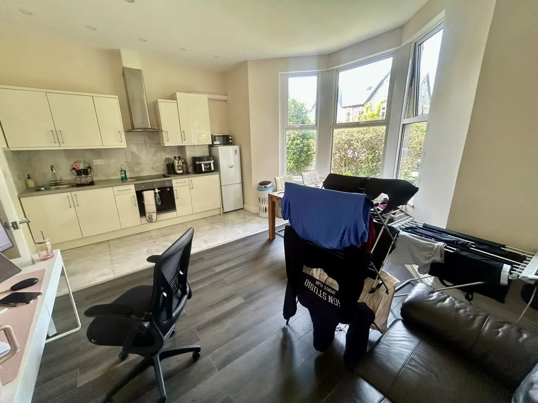 Substantial and recently refurbished residential investment in sought after Penarth location. Informed rental income of £55,140pa representing an Initial Gross Yield of 10%.