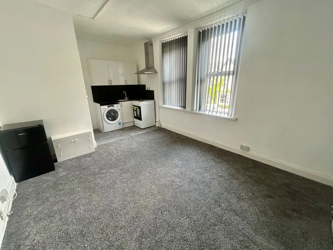Substantial and recently refurbished residential investment in sought after Penarth location. Informed rental income of £55,140pa representing an Initial Gross Yield of 10%.