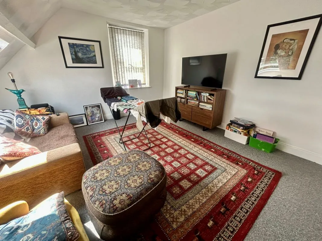 Substantial and recently refurbished residential investment in sought after Penarth location. Informed rental income of £55,140pa representing an Initial Gross Yield of 10%.