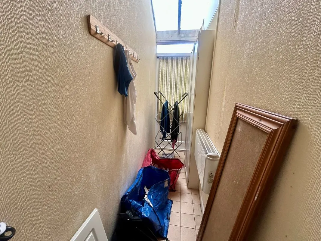 Bay-fronted residential investment split into 4 units in sought after location. Informed rental income of £29,700pa representing an Initial Gross Yield of circa 12%.