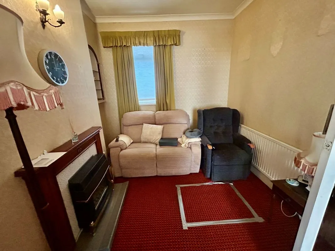 A traditional extended mid terraced house located in Riverside, offering excellent potential for modernisation and improvement. Within a short distance to the city centre.