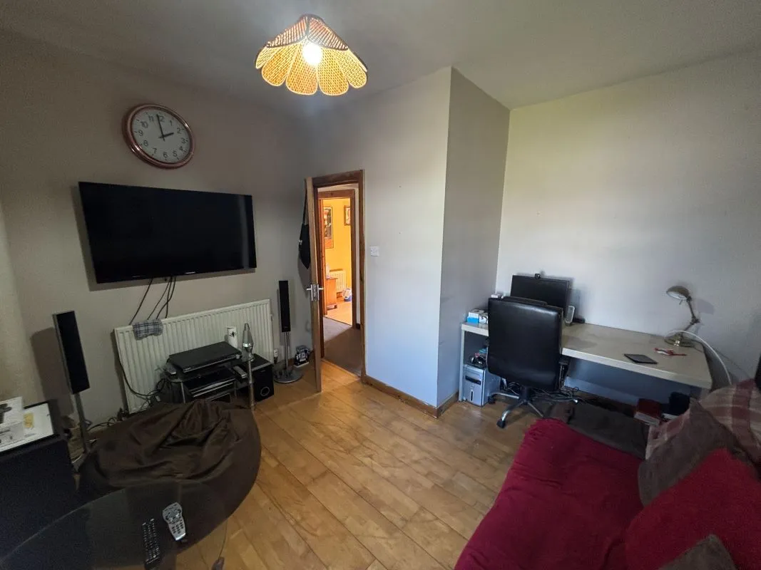 Bay-fronted end of terrace property converted into two apartments in this popular and well regarded area of Llanelli.