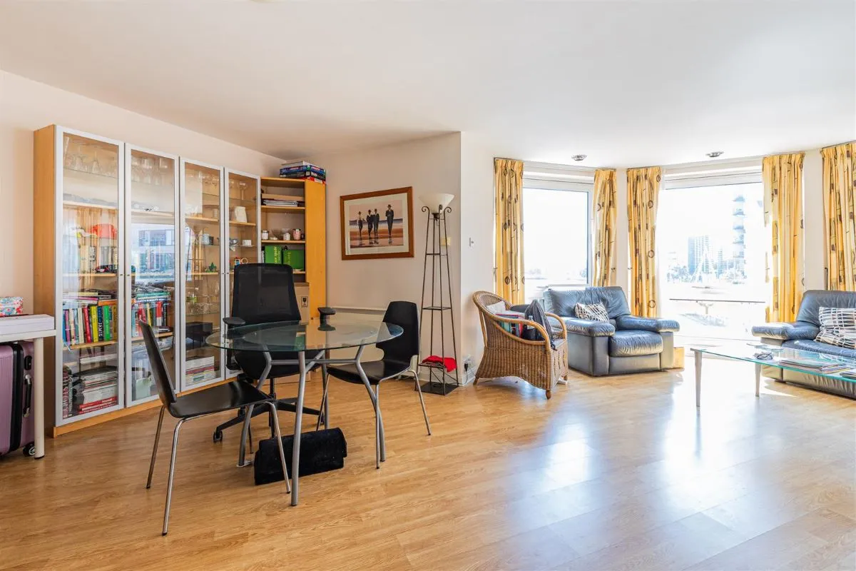 Two bedroom apartment in Adventurers Quay in Cardiff Bay offering secure living with stunning views over the River Taff and surrounding area producing an approx. 7.1% gross net yield.