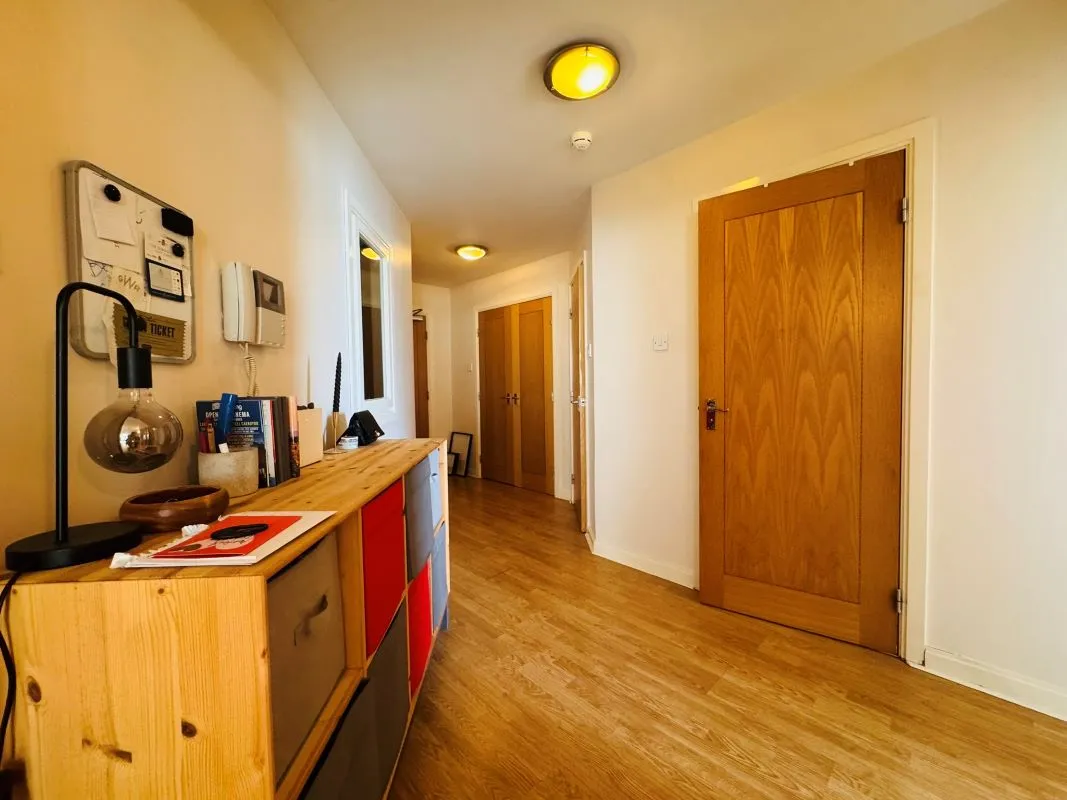 Two bedroom apartment in Adventurers Quay in Cardiff Bay offering secure living with stunning views over the River Taff and surrounding area producing an approx. 7.1% gross net yield.
