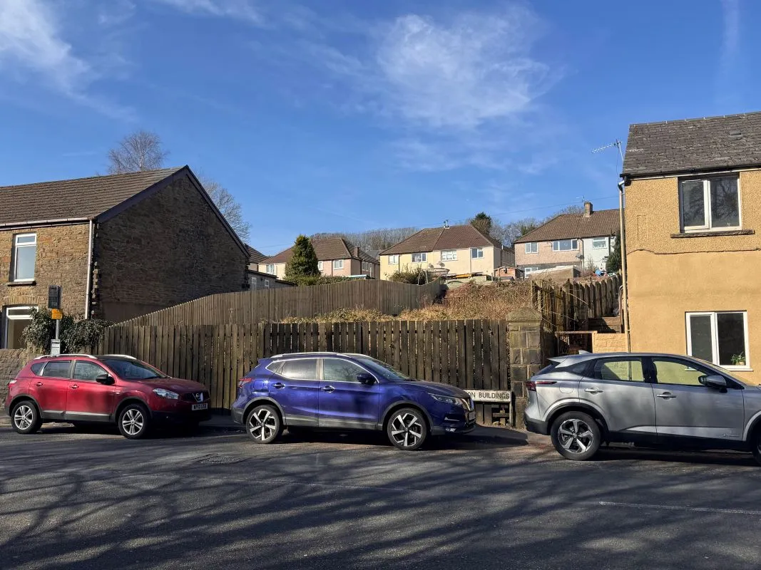 A parcel of freehold vacant land approx. 0.03 acres situated in the residential village of Pontllanfraith. Within close distance of Blackwood town centre.