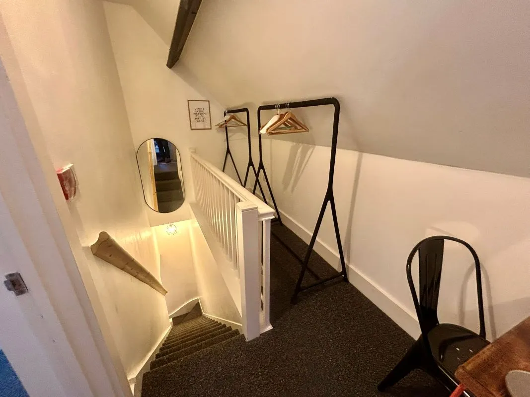 Unique two bedroom maisonette in centre of Cardiff which has been used until recently as a short-term/holiday let. Please note the following lot is to the rear of this apartment.