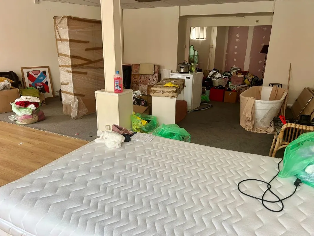 Opportunity to acquire this three storey end of terrace property in Neath. Two commercial units to the ground floor plus a barbers shop with residential redevelopment opportunity to upper floors and a large rear car park with a part-outbuilding also included.