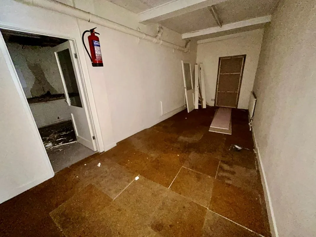 Opportunity to acquire this three storey end of terrace property in Neath. Two commercial units to the ground floor plus a barbers shop with residential redevelopment opportunity to upper floors and a large rear car park with a part-outbuilding also included.